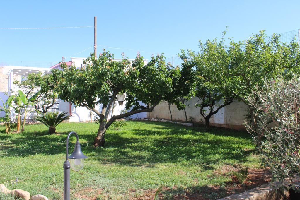 B&B L'Isola Che Non C'E Torre San Giovanni Ugento Ngoại thất bức ảnh