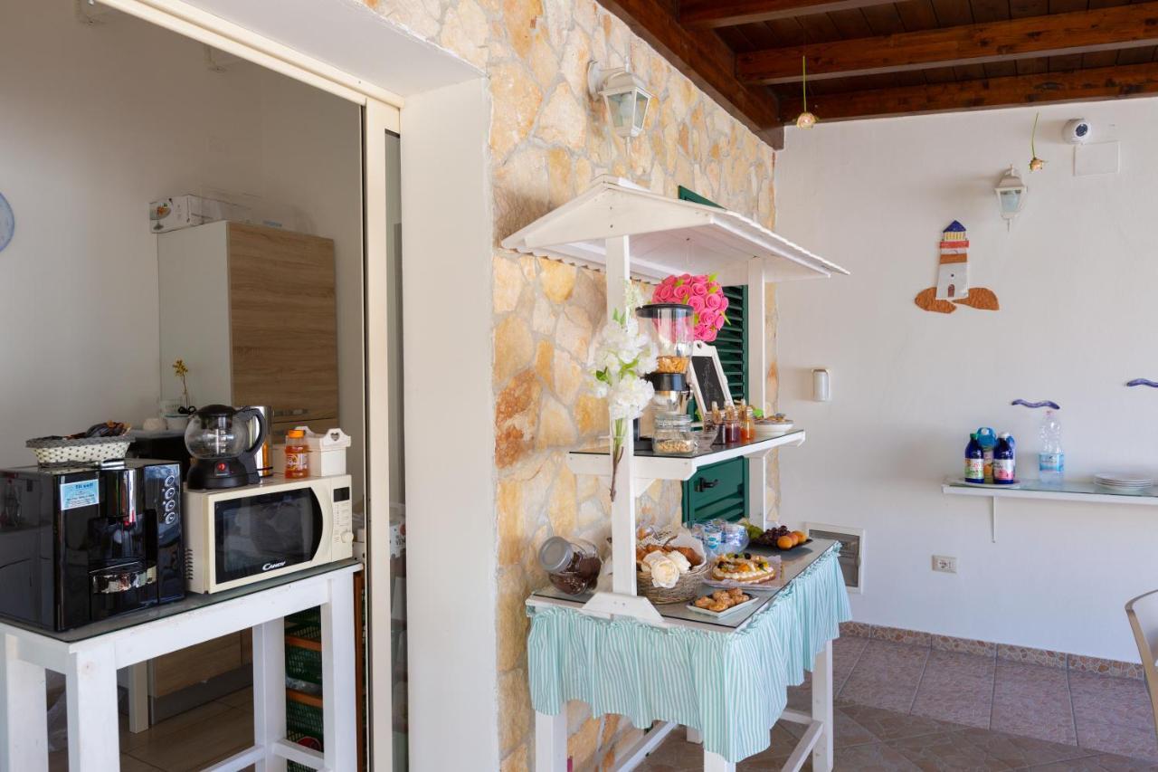 B&B L'Isola Che Non C'E Torre San Giovanni Ugento Ngoại thất bức ảnh